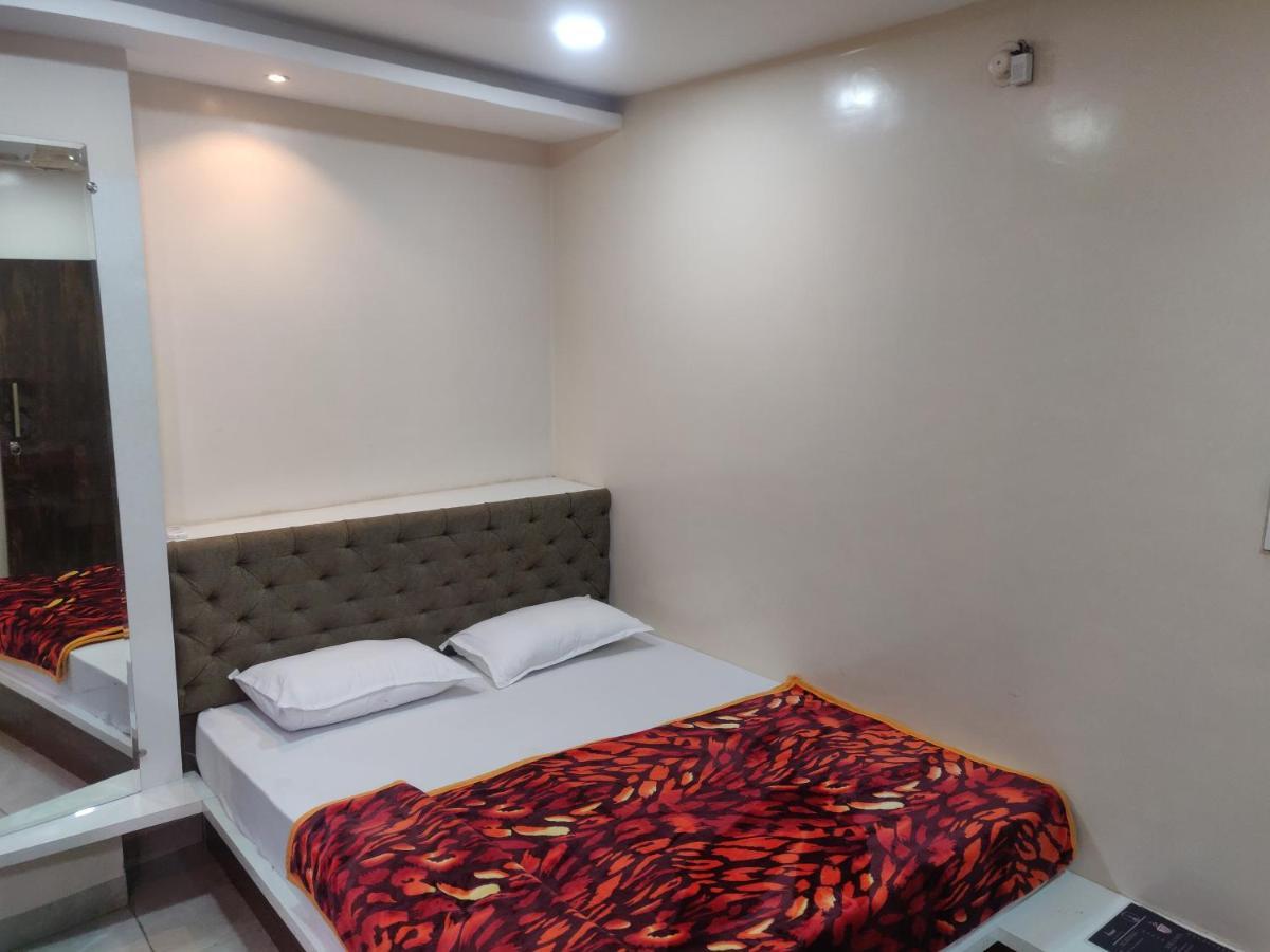 Hotel Rb Palace Indore Zewnętrze zdjęcie