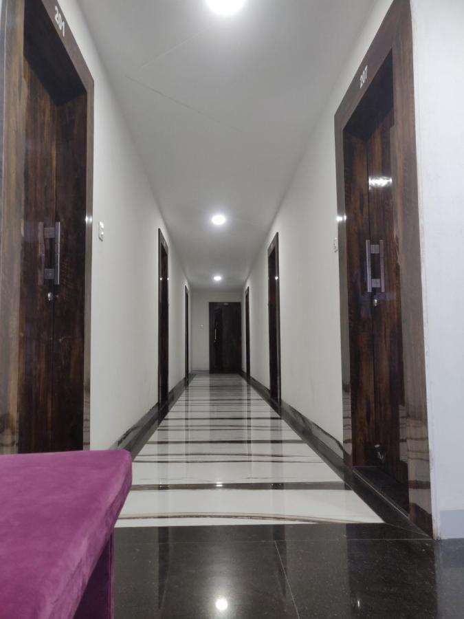 Hotel Rb Palace Indore Zewnętrze zdjęcie